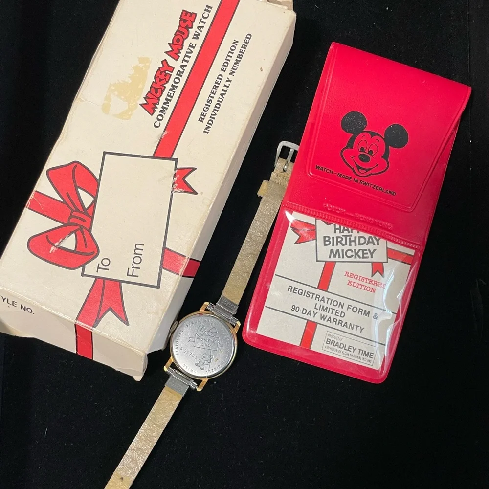Vintage Disney‎ Mickey Mouse commemorative Swiss made watch 1970s
